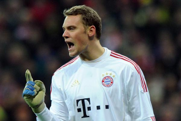  诺伊尔复出即创德甲零封纪录  