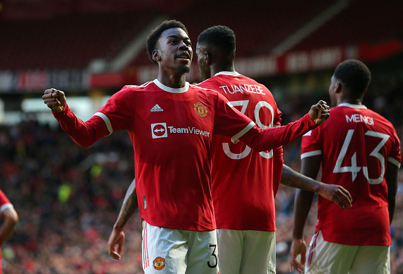  曼联青训小将梅布里惊艳亮相，梯队赛狂轰四球  